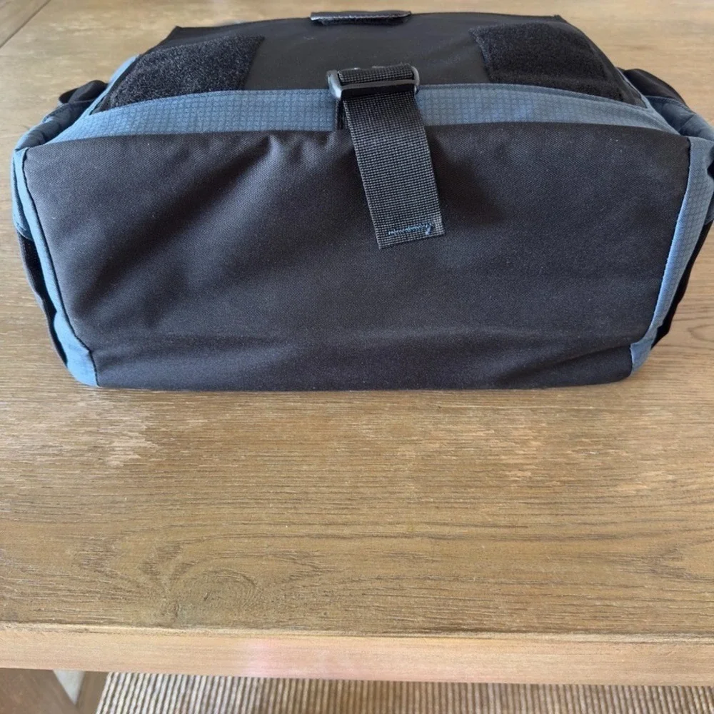 NEW 📸 Think Tank Photo CityWalker 30 Shoulder Camera Bag-Black/Blue-DSLR-Laptop